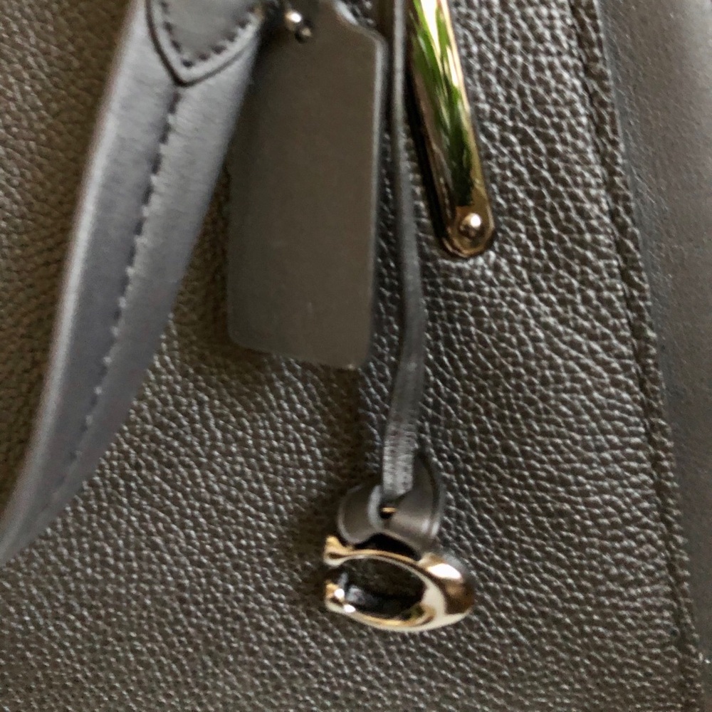 SOLD: Authentic Coach Dreamer 36, NWT - Picture 3 of 8